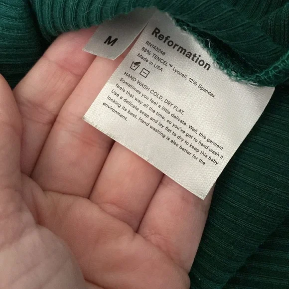 Reformation off shoulder long sleeve top - Picture 3 of 6